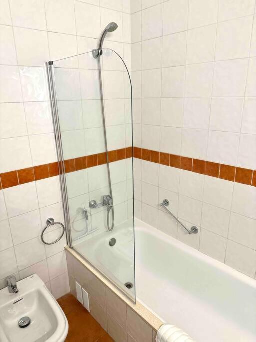 Apartamento St Agusti - Centro Матаро Екстер'єр фото